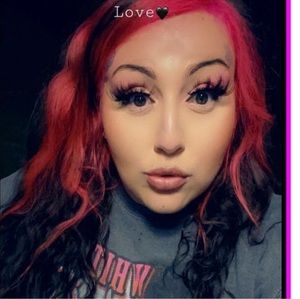 Meet your Posher, Desiree